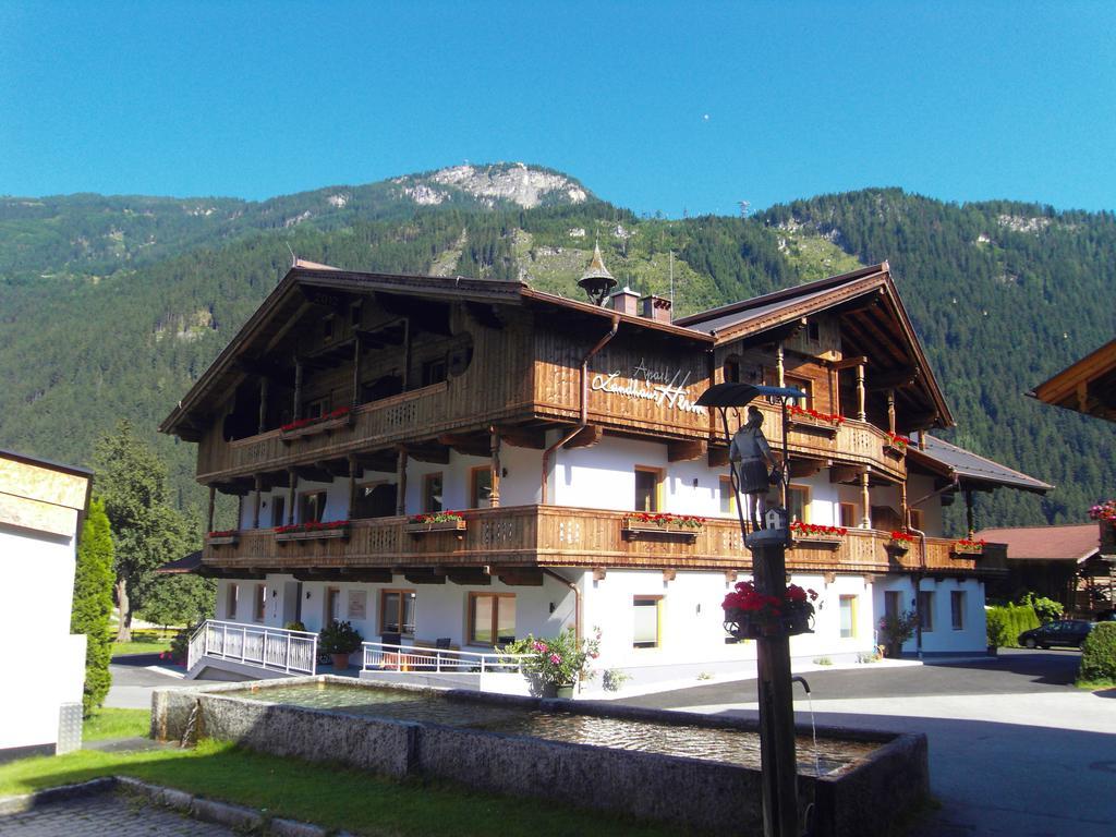 Apart Landhaus Heim Apartamento Mayrhofen Exterior foto